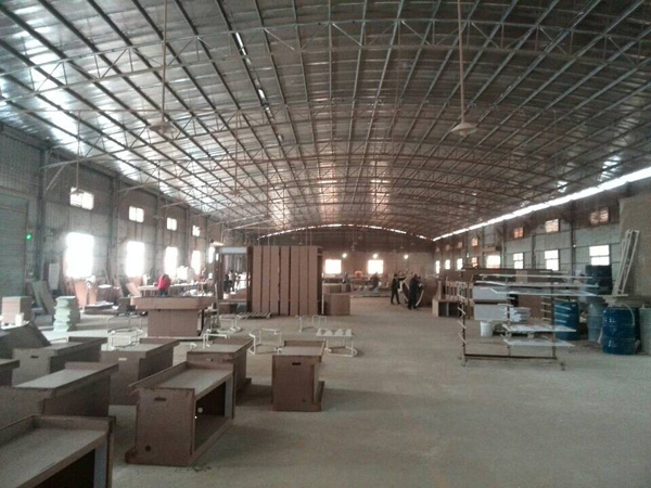 The Production Workshop Of Display Factory
